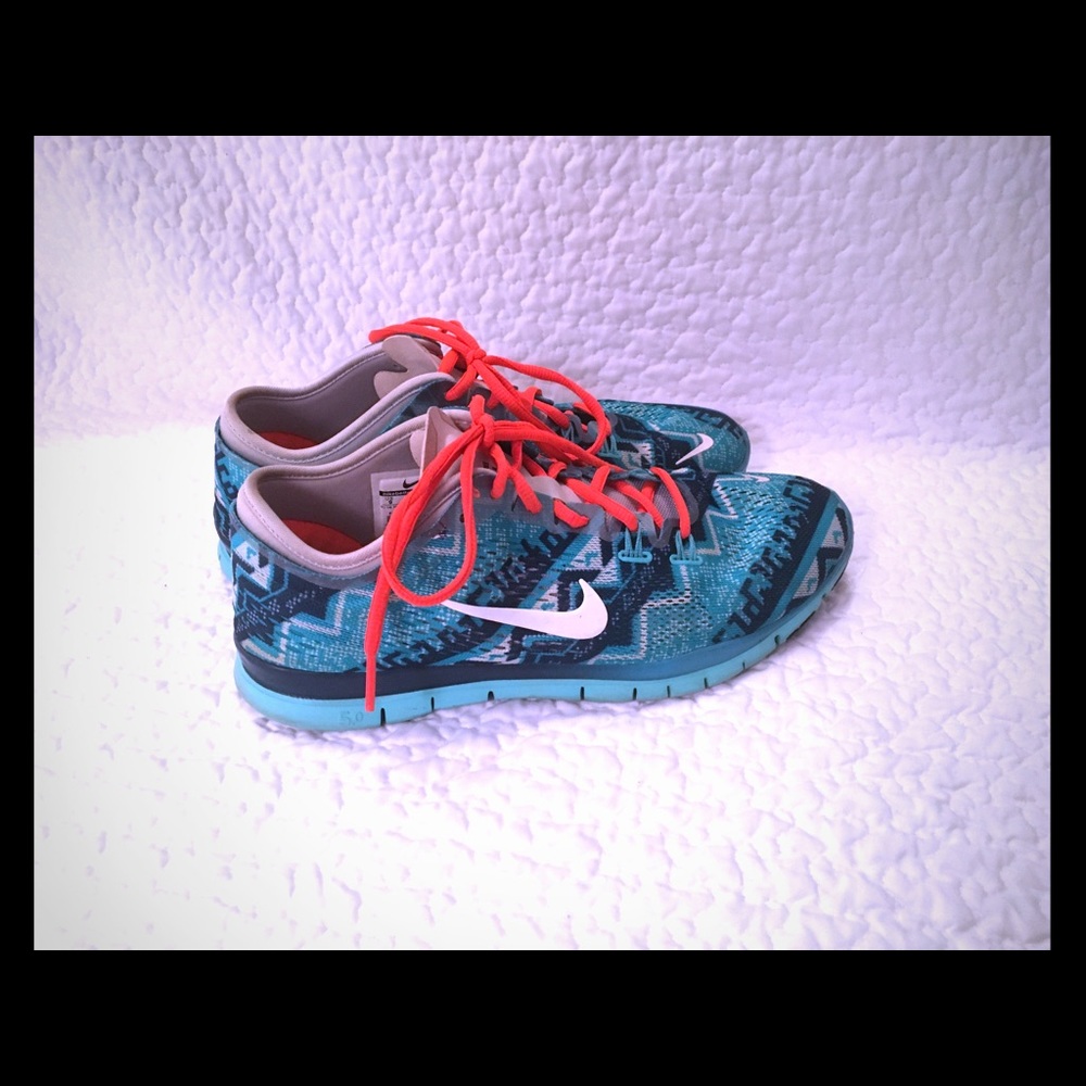 Nike Free Runs